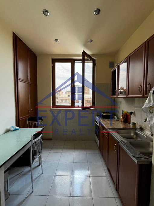 ԱՐԱԲԿԻՐ, ԱՎԵՏ ԱՎԵՏԻՍՅԱՆ ՓՈՂՈՑ, 2 ՍԵՆՅԱԿ