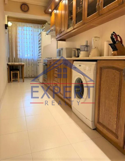 ՔԱՆԱՔԵՌ ԶԵՅԹՈՒՆ, ՄԻՆԱՍ ԱՎԵՏԻՍՅԱՆ, 4 ՍԵՆՅԱԿ