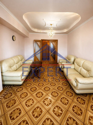 ԿԵՆՏՐՈՆ, ԵԶՆԻԿ ԿՈՂԲԱՑԻ ՓՈՂՈՑ, 2 ՍԵՆՅԱԿ