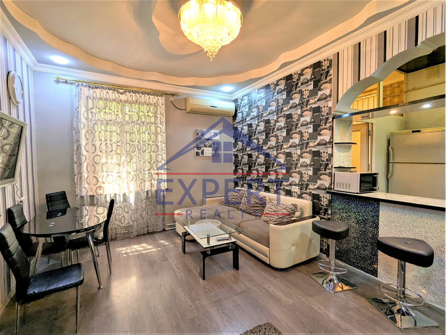ԿԵՆՏՐՈՆ, ՄԱՇՏՈՑԻ ՊՈՂՈՏԱ, 2 ՍԵՆՅԱԿ