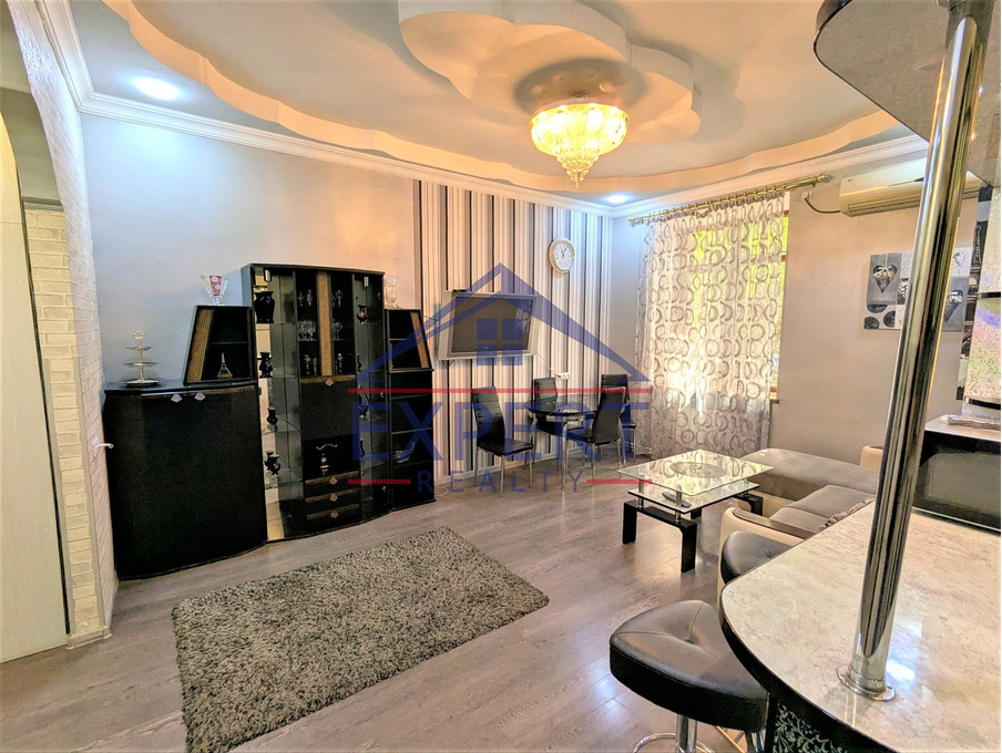 ԿԵՆՏՐՈՆ, ՄԱՇՏՈՑԻ ՊՈՂՈՏԱ, 2 ՍԵՆՅԱԿ