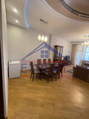 ԿԵՆՏՐՈՆ, ՀՅՈՒՍԻՍԱՅԻՆ ՊՈՂՈՏԱ, 4 ՍԵՆՅԱԿ
