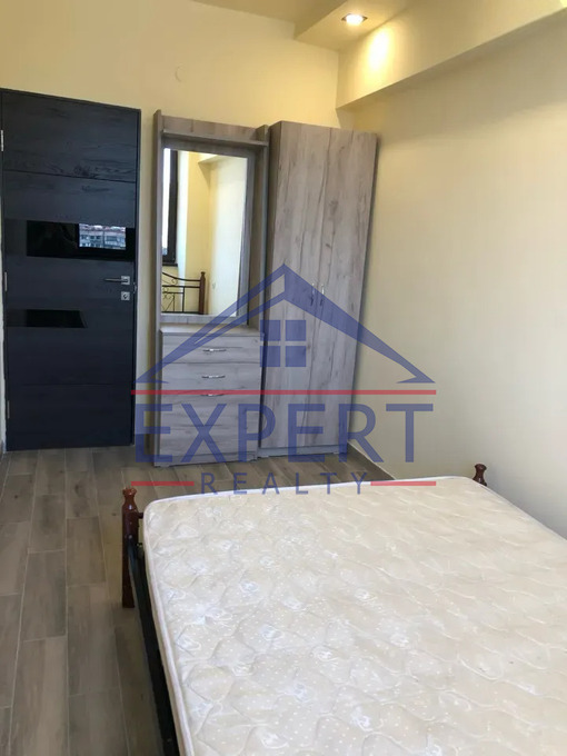 ԿԵՆՏՐՈՆ, ՏԻԳՐԱՆ ՄԵԾ ՊՈՂՈՏԱ, 2 ՍԵՆՅԱԿ