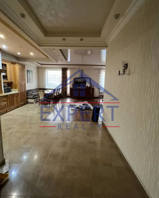 ԴԱՎԹԱՇԵՆ, ՄԵԼՔՈՒՄՈՎԻ ՓՈՂՈՑ, 6 ՍԵՆՅԱՅԿ