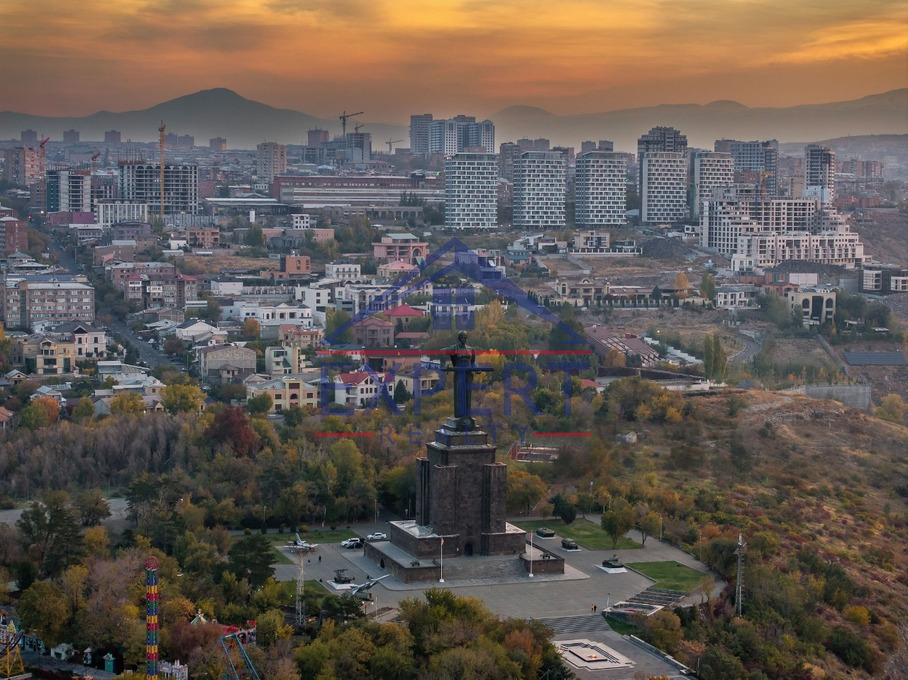 ՔԱՆԱՔԵՌ ԶԵՅԹՈՒՆ, ԲԱԲԱՅԱՆ ՓՈՂՈՑ, 5 ՍԵՆՅԱԿ