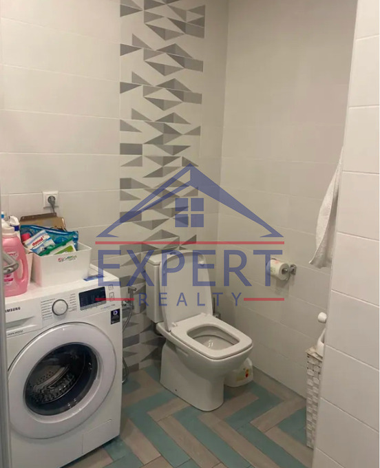 ՔԱՆԱՔԵՌ-ԶԵՅԹՈՒՆ, ՊԱՐՈՒՅՐ ՍԵՎԱԿԻ ՓՈՂՈՑ, 3 ՍԵՆՅԱԿ