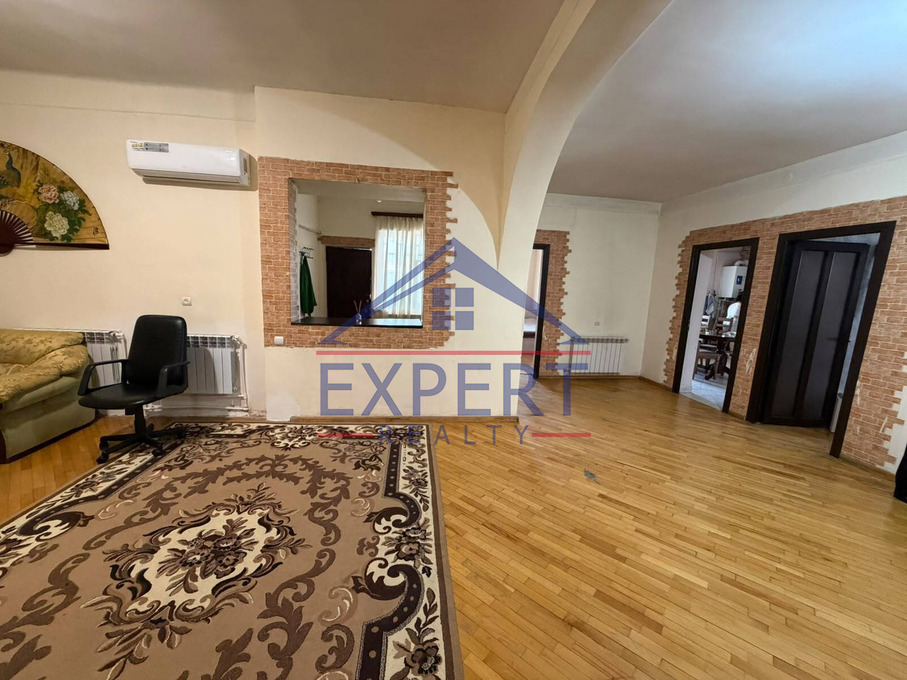 ՔԱՆԱՔԵՌ ԶԵՅԹՈՒՆ, ԱՂԱՍՈՒ ՓՈՂՈՑ, 4 ՍԵՆՅԱԿ