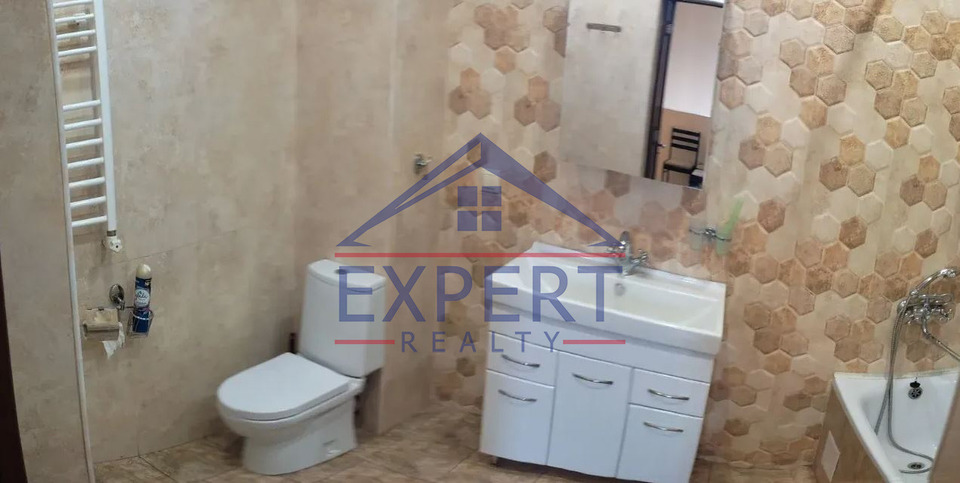 ԱՎԱՆ ԴՈՒՐՅԱՆ ԹԱՂԱՄԱՍ 5 ՍԵՆՅԱԿ