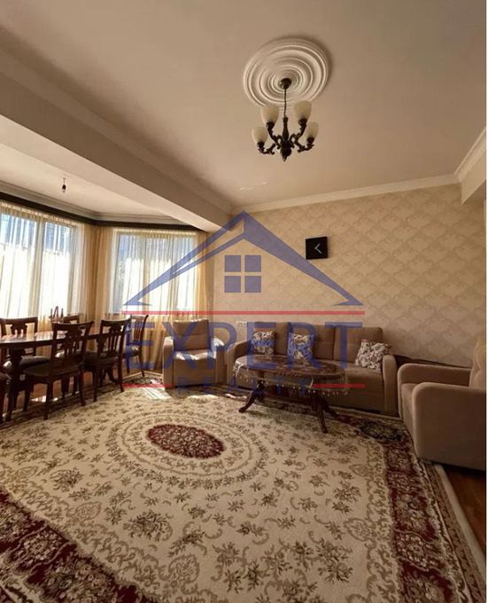 ԱՎԱՆ-ԱՌԻՆՋ, ՊԱՐՈՒՅՐ ՍԵՎԱԿ ԹԱՂԱՄԱՍ, 5 ՍԵՆՅԱԿ