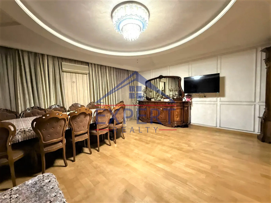 ԱՐԱԲԿԻՐ, ԿՈՄԻՏԱՍԻ ՊՈՂՈՏԱ, 4 ՍԵՆՅԱԿ
