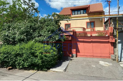 ՆՈՐՔ-ՄԱՐԱՇ, ԱՐՄԵՆԱԿ ԱՐՄԵՆԱԿՅԱՆ ՓՈՂՈՑ, 6 ՍԵՆՅԱԿ