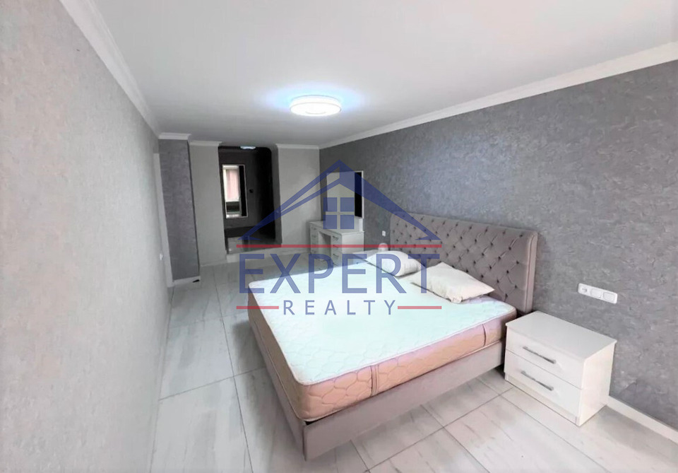 ՔԱՆԱՔԵՌ-ԶԵՅԹՈՒՆ, ԱՐՄԵՆ ՏԻԳՐԱՆՅԱՆ ՓՈՂՈՑ, 5 ՍԵՆՅԱԿ