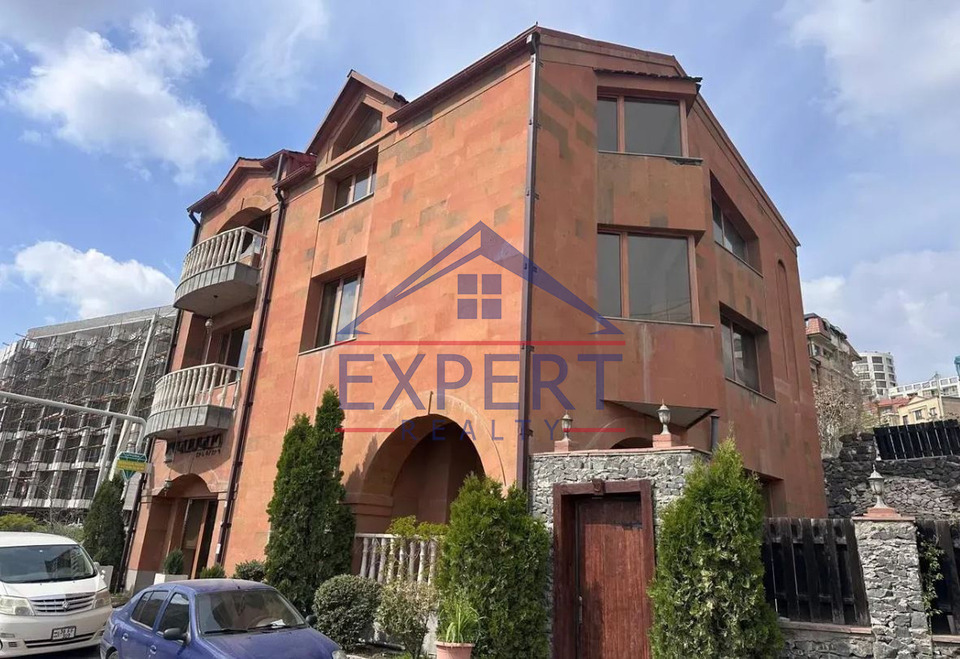 ԿԵՆՏՐՈՆ ,ԱՆՏԱՌԱՅԻՆ ՓՈՂՈՑ  4 ՍԵՆՅԱԿ