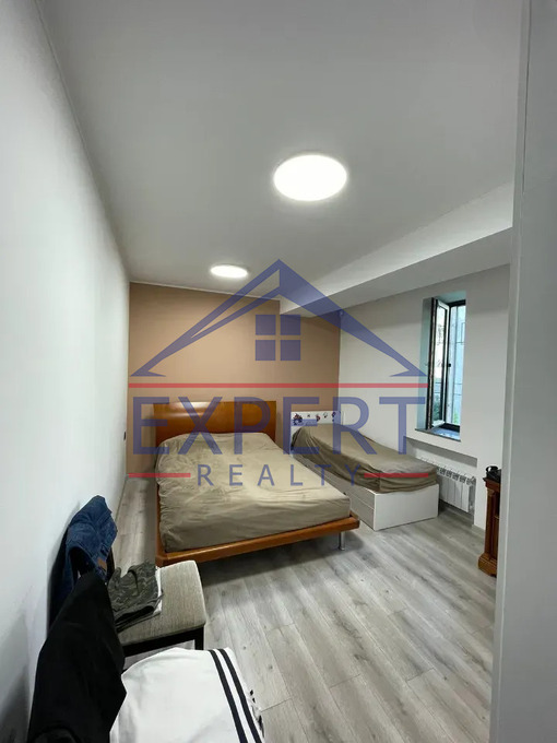 ՔԱՆԱՔԵՌ-ԶԵՅԹՈՒՆ, ԿԱՄԱՐԱԿ ՓՈՂՈՑ, 3 ՍԵՆՅԱԿ