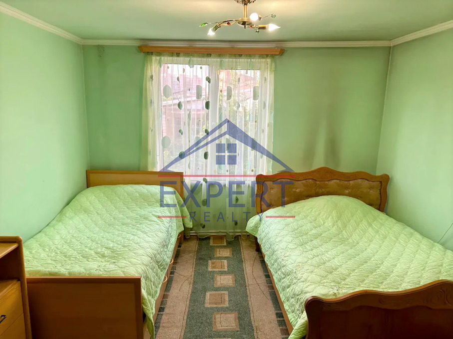 ԿԵՆՏՐՈՆ, ԾԽԱԽՈՏԱԳՈՐԾՆԵՐԻ ՓՈՂՈՑ, 4 ՍԵՆՅԱԿ