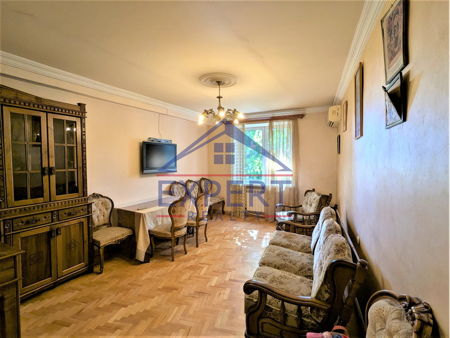 ԿԵՆՏՐՈՆ, Գ․ԼՈՒՍԱՎՈՐՉԻ ՓՈՂՈՑ, 3 ՍԵՆՅԱԿ