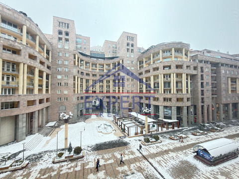 ԿԵՆՏՐՈՆ, ՀՅՈՒՍԻՍԱՅԻՆ ՊՈՂՈՏԱ, 4 ՍԵՆՅԱԿ