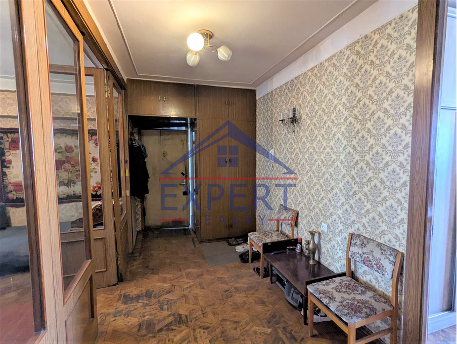 ԿԵՆՏՐՈՆ, ԱՄԻՐՅԱՆ ՓՈՂՈՑ, 2 ՍԵՆՅԱԿ