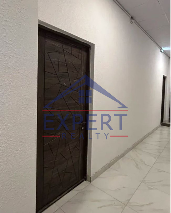 ՔԱՆԱՔԵՌ-ԶԵՅԹՈՒՆ, ՊԱՐՈՒՅՐ ՍԵՎԱԿԻ ՓՈՂՈՑ, 2 ՍԵՆՅԱԿ
