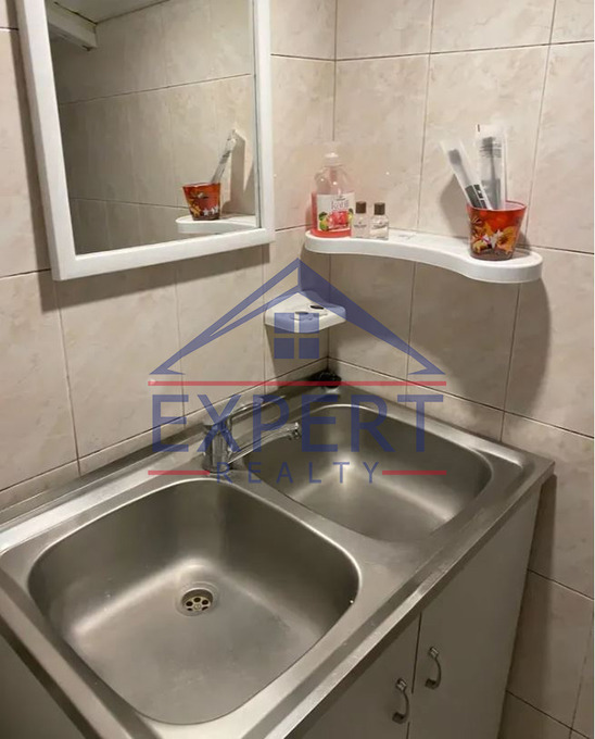 ՔԱՆԱՔԵՌ ԶԵՅԹՈՒՆ, ԴԱՎԻԹ ԱՆՀԱՂԹԻ ՓՈՂՈՑ, 1 ՍԵՆՅԱԿ