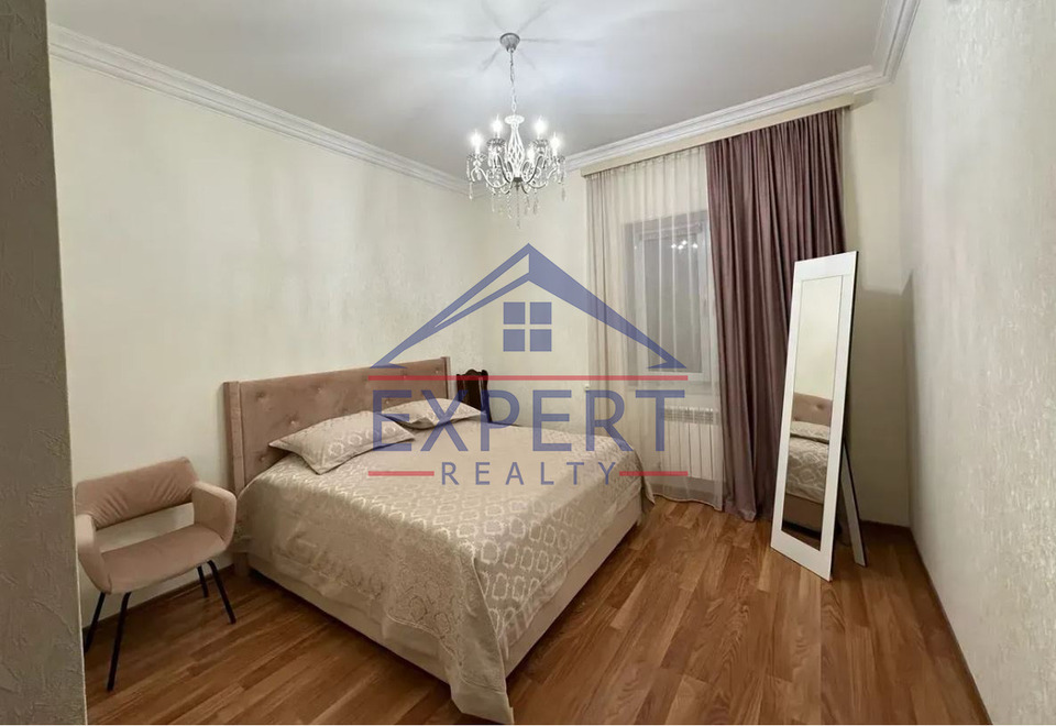 ԱՎԱՆ-ԱՌԻՆՋ, ԱԲՈՎՅԱՆ ԹԱՂԱՄԱՍ 5 ՍԵՆՅԱԿ