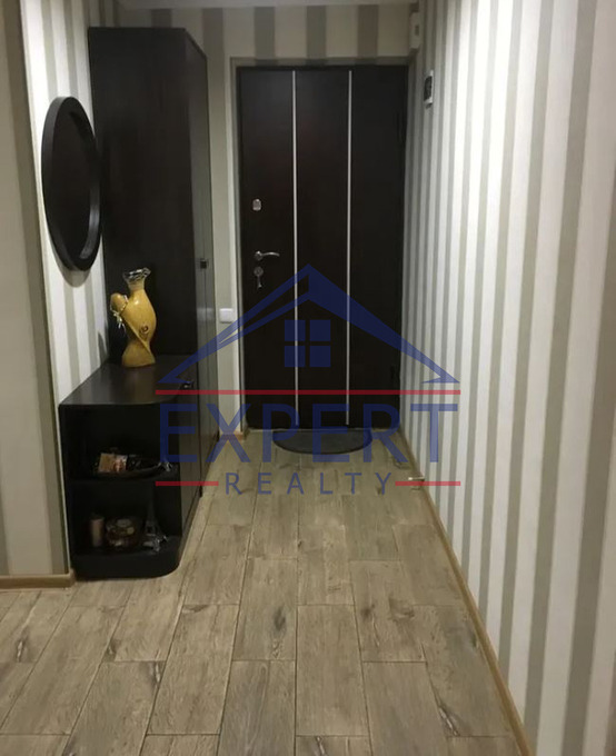 ԿԵՆՏՐՈՆ, ՄԱՇՏՈՑԻ ՊՈՂՈՏԱ, 3 ՍԵՆՅԱԿ