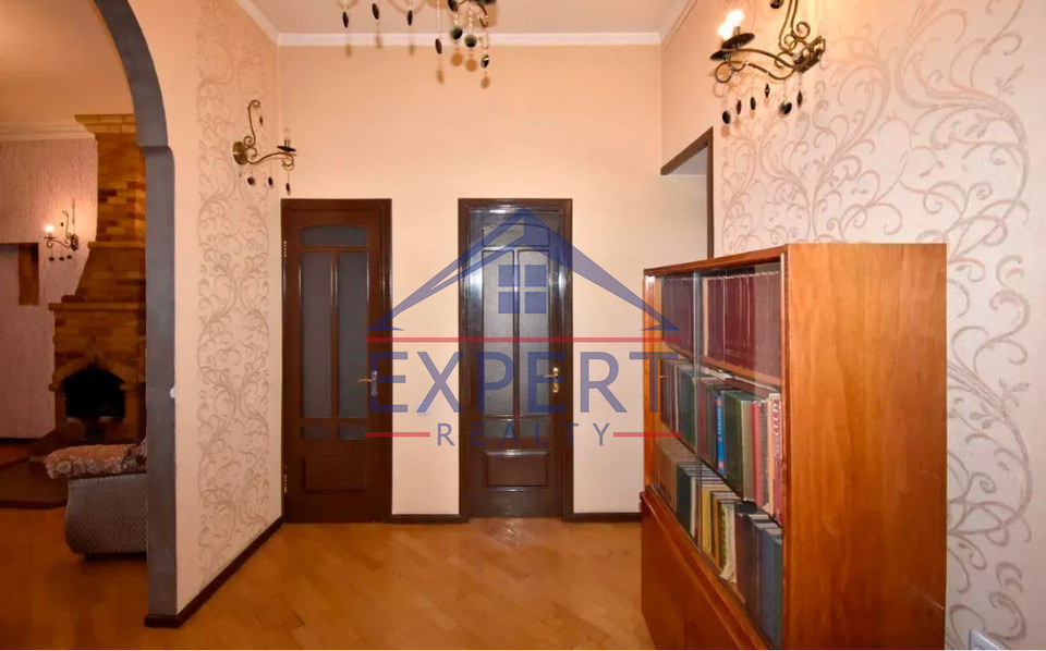 ԿԵՆՏՐՈՆ,ՄՈՍԿՈՎՅԱՆ ՓՈՂՈՑ , 3 ՍԵՆՅԱԿ
