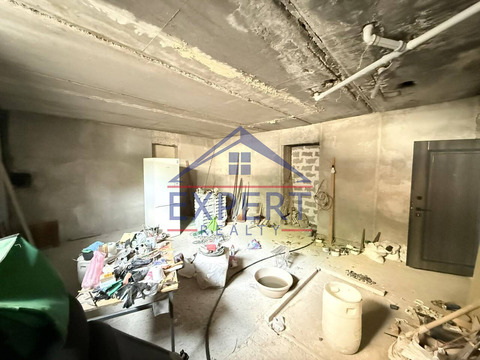 ԱՐԱԲԿԻՐ, ՎԻԿՏՈՐ ՀԱՄԲԱՐՁՈՒՄՅԱՆ ՓՈՂՈՑ, 32 ՔՄ