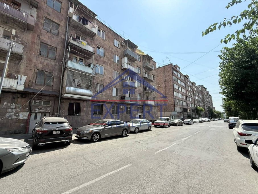 ԱՐԱԲԿԻՐ, ՎԻԿՏՈՐ ՀԱՄԲԱՐՁՈՒՄՅԱՆ ՓՈՂՈՑ, 32 ՔՄ