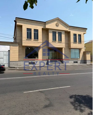 ԷՐԵԲՈՒՆԻ ԱԶԱՏԱՄԱՐՏԻԿՆԵՐԻ ՊՈՂՈՏԱ 1300ՔՄ