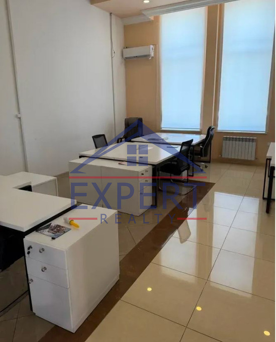 ԷՐԵԲՈՒՆԻ ԱԶԱՏԱՄԱՐՏԻԿՆԵՐԻ ՊՈՂՈՏԱ 1300ՔՄ