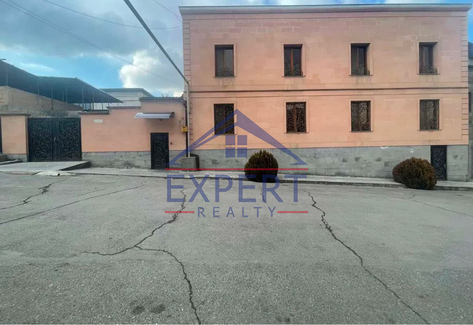 ԷՐԵԲՈՒՆԻ,ՎԱՐԴԱՆ ԱՃԵՄՅԱՆ ՓՈՂՈՑ 430ՔՄ
