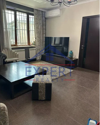ԿԵՆՏՐՈՆ, ՄԱՇՏՈՑԻ ՊՈՂՈՏԱ, 4 ՍԵՆՅԱԿ