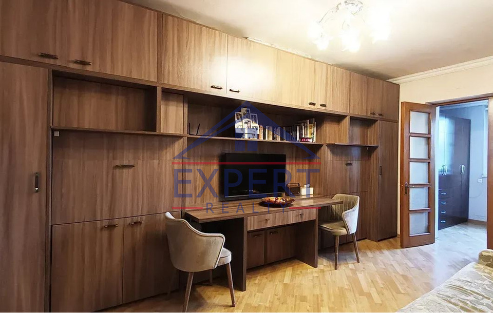 ԱՐԱԲԿԻՐ․ ԿՈՄԻՏԱՍԻ ՊՈՂՈՏԱ, 2 ՍԵՆՅԱԿ