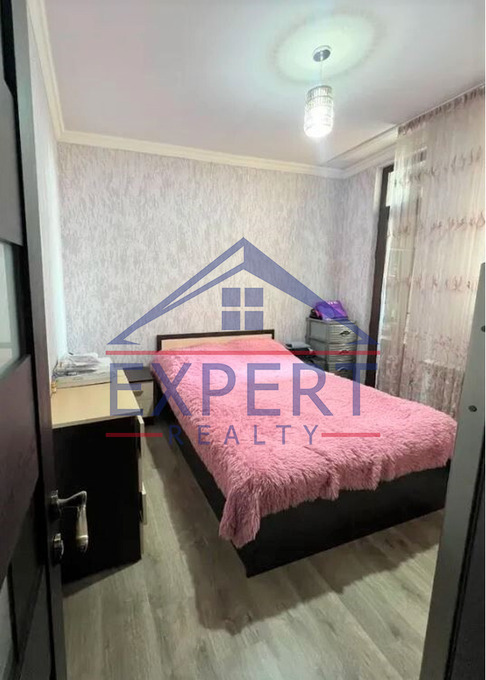 ԱՋԱՓՆՅԱԿ ՆՈՐԱՇԵՆ ԹԱՂԱՄԱՍ, 3 ՍԵՆՅԱԿ