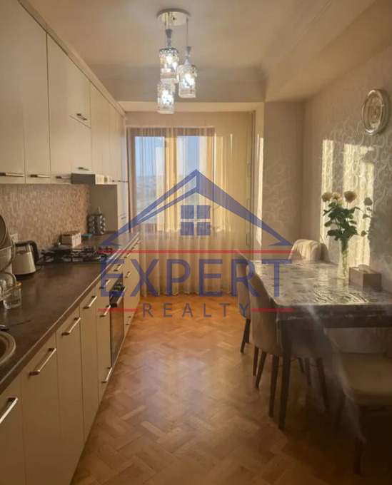ԱՐԱԲԿԻՐ, ՀՈՎՍԵՓ ԷՄԻՆԻ ՓՈՂՈՑ, 4 ՍԵՆՅԱԿ