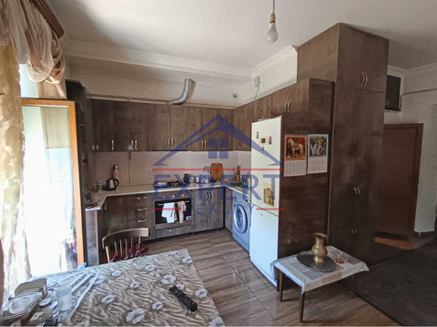 ԿԵՆՏՐՈՆ, ՏԻԳՐԱՆ ՄԵԾԻ ՊՈՂՈՏԱ, 3 ՍԵՆՅԱԿ