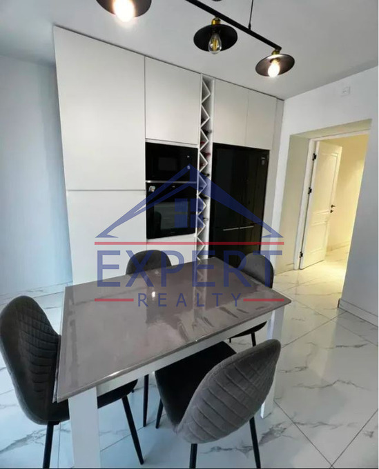 ՔԱՆԱՔԵՌ-ԶԵՅԹՈՒՆ, ԴՐՈԻ ՓՈՂՈՑ, 3 ՍԵՆՅԱԿ