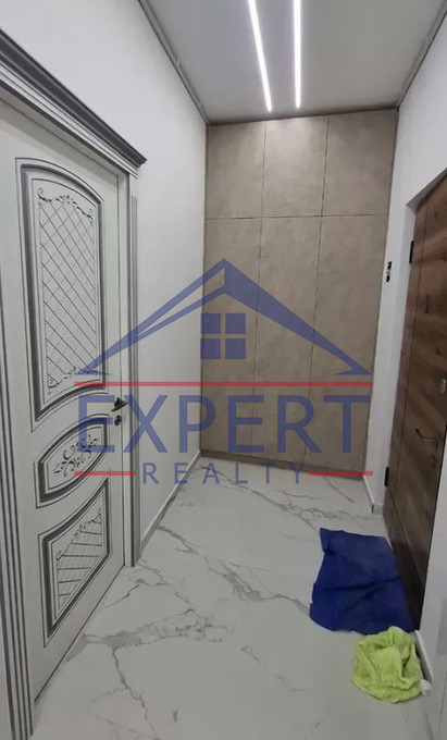 ԱՐԱԲԿԻՐ, ԿՈՄԻՏԱՍԻ ՊՈՂՈՏԱ, 3 ՍԵՆՅԱԿ