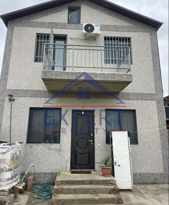 ԱՋԱՓՆՅԱԿ, ԼՈՒԿԱՇԻՆԻ ՓՈՂՈՑ, 4 ՍԵՆՅԱԿ