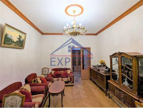 ԿԵՆՏՐՈՆ, ՆԱԼԲԱՆԴՅԱՆ ՓՈՂՈՑ, 3 ՍԵՆՅԱԿ
