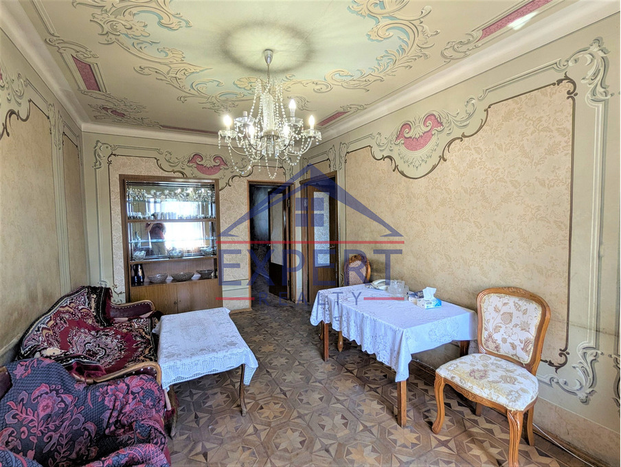 ԿԵՆՏՐՈՆ, ՔՐԻՍՏԱՓՈՐԻ ՓՈՂՈՑ, 2 ՍԵՆՅԱԿ