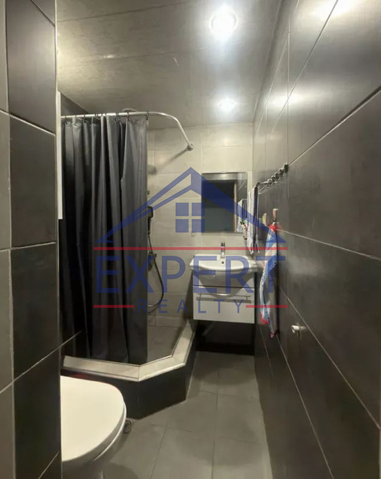 ՔԱՆԱՔԵՌ-ԶԵՅԹՈՒՆ, ՌԱՅՆԻՍԻ ՓՈՂՈՑ, 2 ՍԵՆՅԱԿ