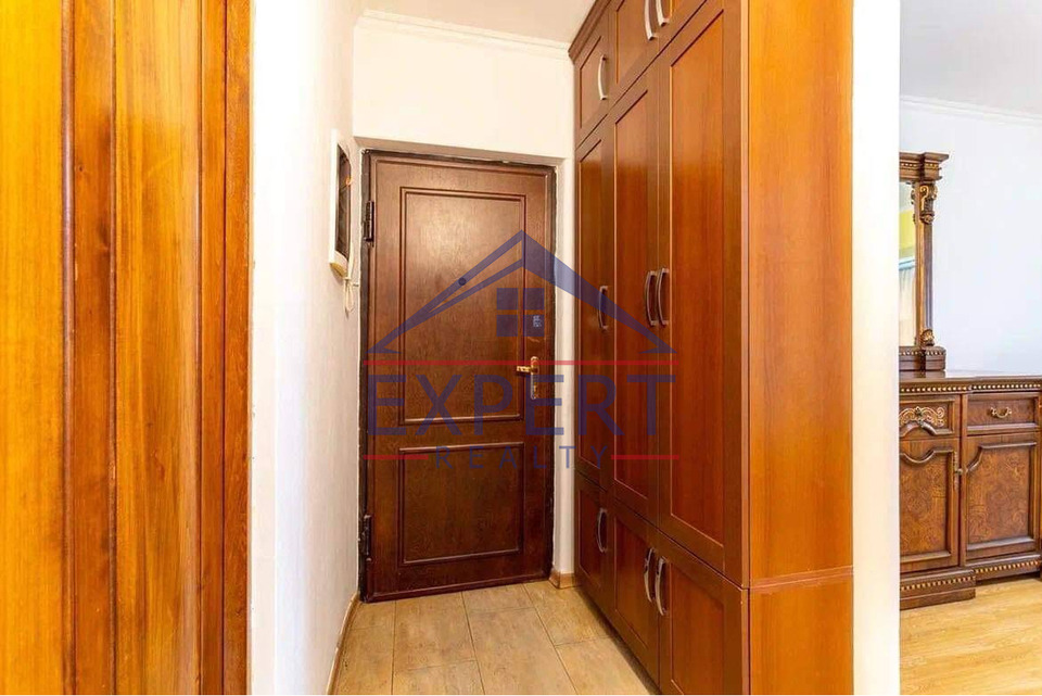 ԿԵՆՏՐՈՆ, ԹԱՄԱՆՅԱՆ ՓՈՂՈՑ, 3 ՍԵՆՅԱԿ