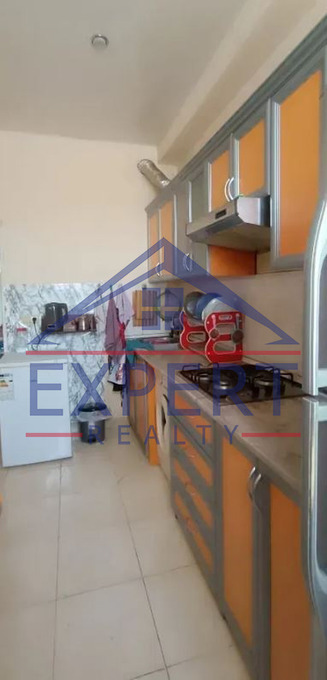 ԷՐԵԲՈՒՆԻ, ԳՈՒՐԳԵՆ ՄԱՀԱՐԻ ՓՈՂՈՑ, 3 ՍԵՆՅԱԿ