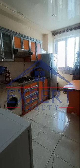 ԷՐԵԲՈՒՆԻ, ԳՈՒՐԳԵՆ ՄԱՀԱՐԻ ՓՈՂՈՑ, 3 ՍԵՆՅԱԿ