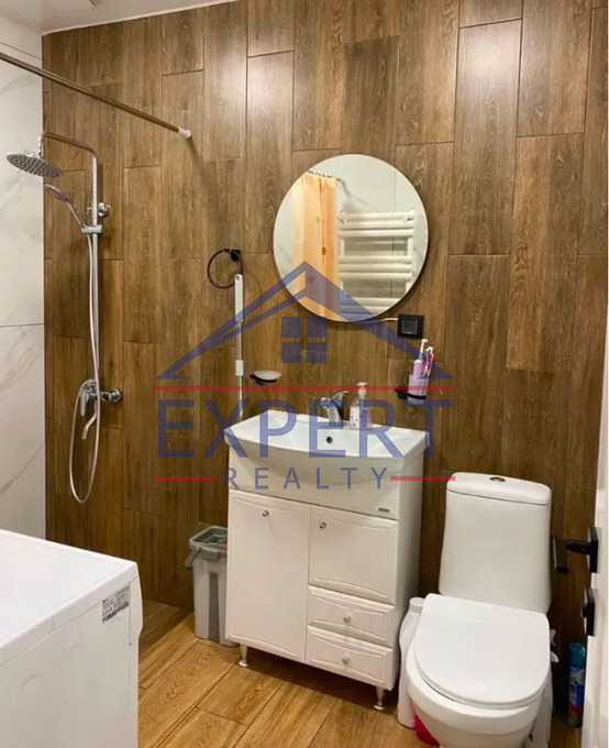 ԱՋԱՓՆՅԱԿ, ԳՐԻԳՈՐ ՀԱՍՐԱԹՅԱՆ ՓՈՂՈՑ, 3 ՍԵՆՅԱԿ