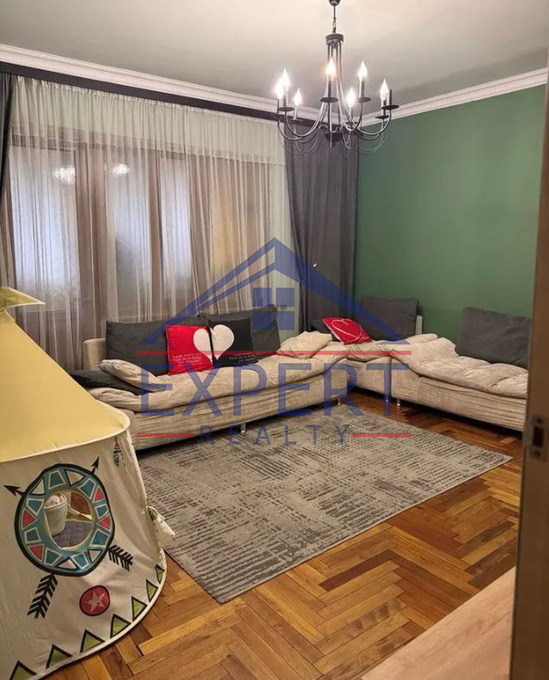 ԷՐԵԲՈՒՆԻ, ԽԱՂԱՂ ԴՈՆԻ ՓՈՂՈՑ, 3 ՍԵՆՅԱԿ