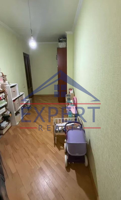 ԱՎԱՆ, ԱՎԱՆ-ԱՌԻՆՋ 2 ՄԻԿՐՈՇՐՋԱՆ, 4 ՍԵՆՅԱԿ