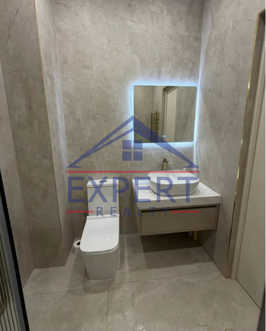 ՄԱԼԱԹԻԱ ՍԵԲԱՍՏԻԱ, ԾՈՎԱԿԱԼ ԻՍԱԿՈՎԻ ՊՈՂՈՏԱ, 2 ՍԵՆՅԱԿ
